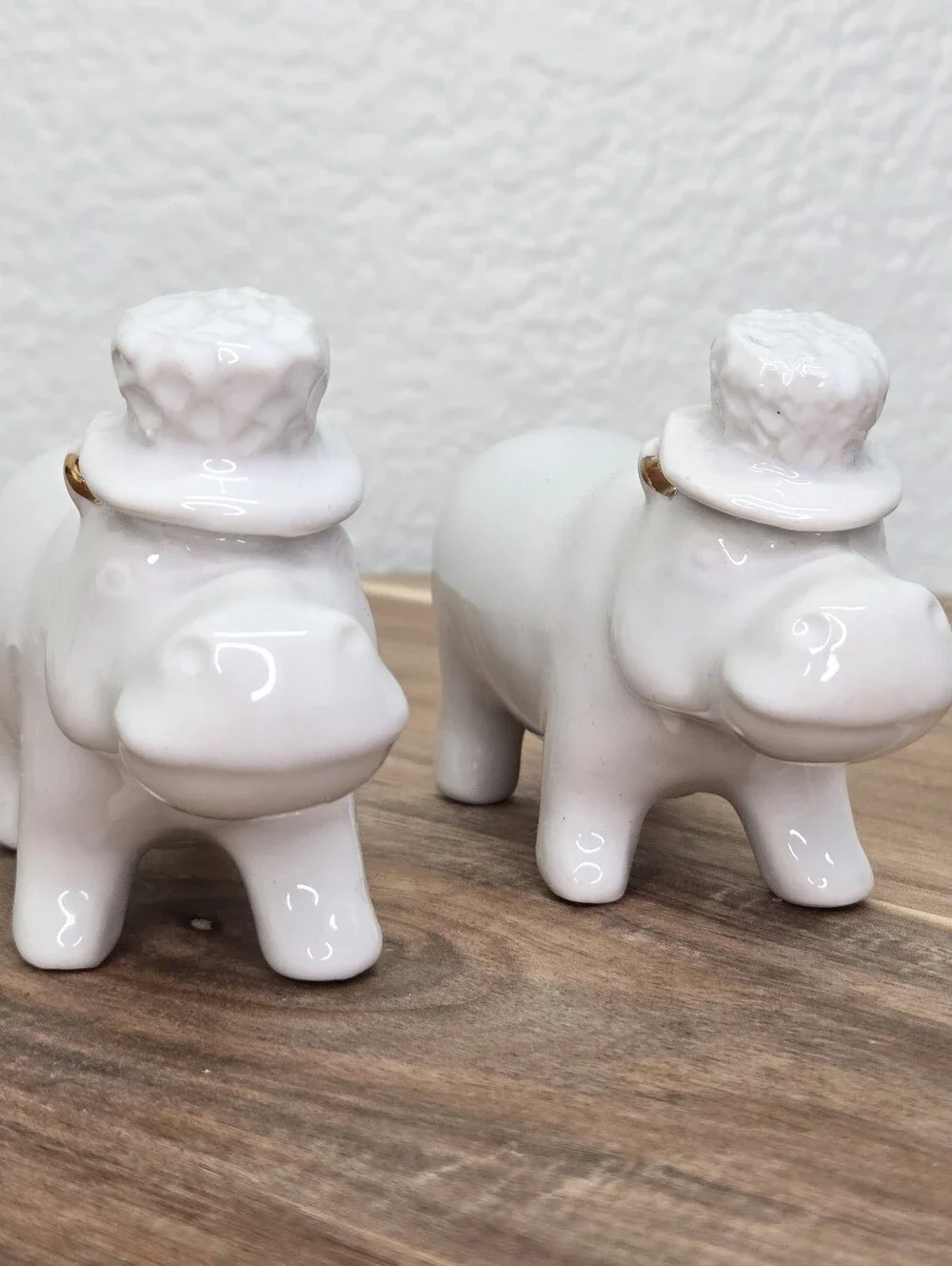 White Ceramic Hippo Salt & Pepper Shakers Set Gold Ear Trim Hat Couple Minimal